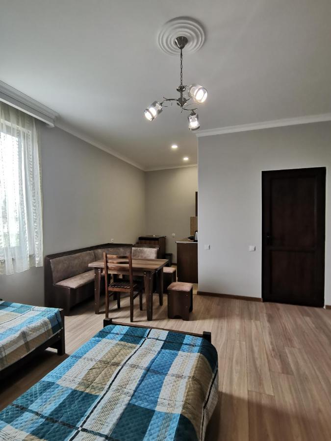 Guest House Eden Tiflis Exterior foto