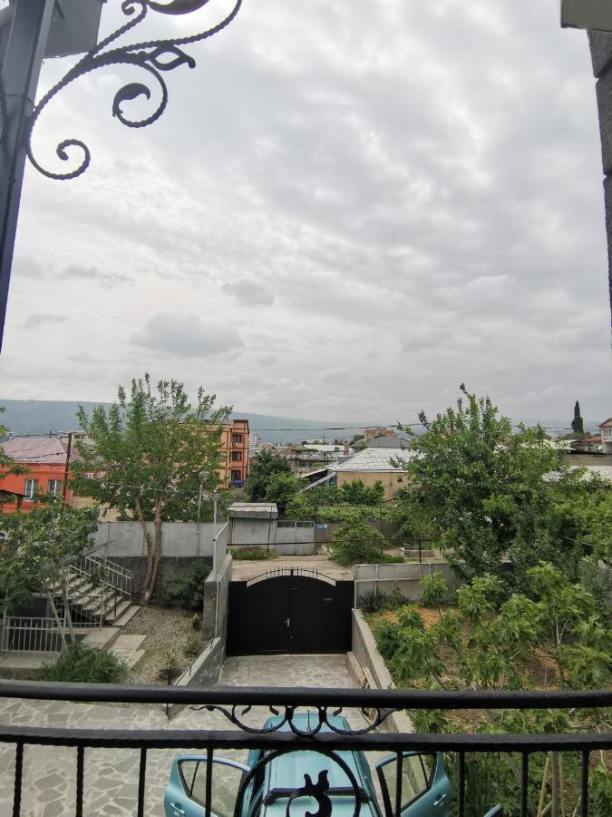 Guest House Eden Tiflis Exterior foto