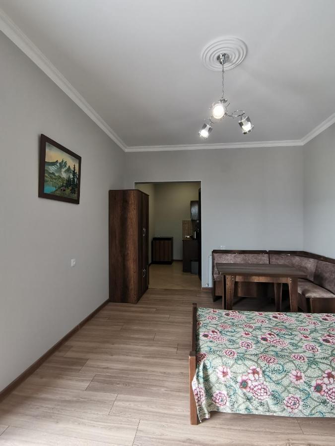 Guest House Eden Tiflis Exterior foto