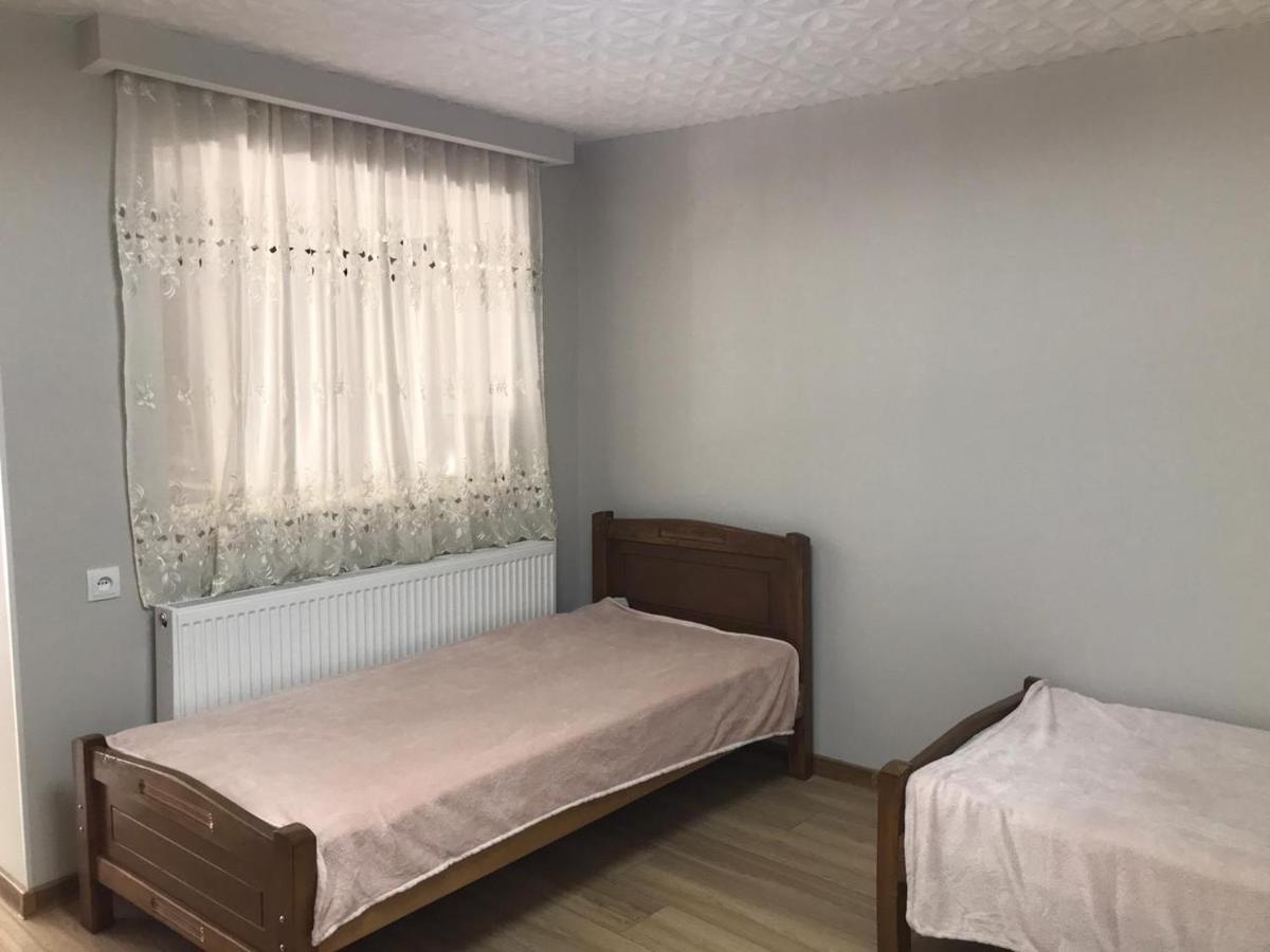 Guest House Eden Tiflis Exterior foto